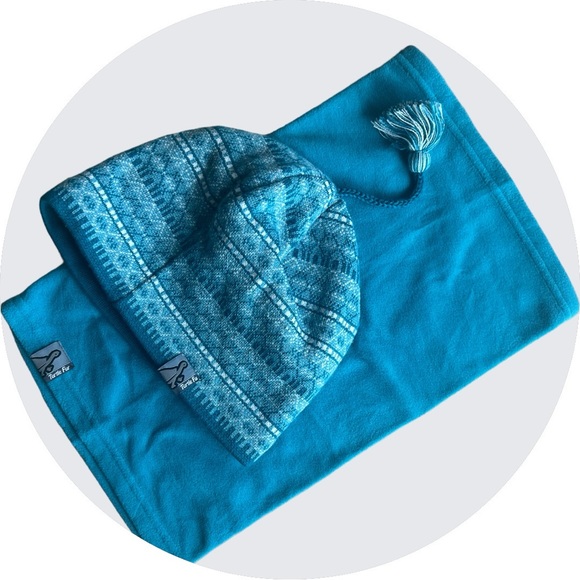 Turtlefur Beanie and Neck Gaitor - Picture 1 of 5